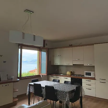 Sosta Sul Panzió Lezzeno